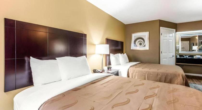 Quality Inn Bessemer I-20 Exit 108 Exterior photo